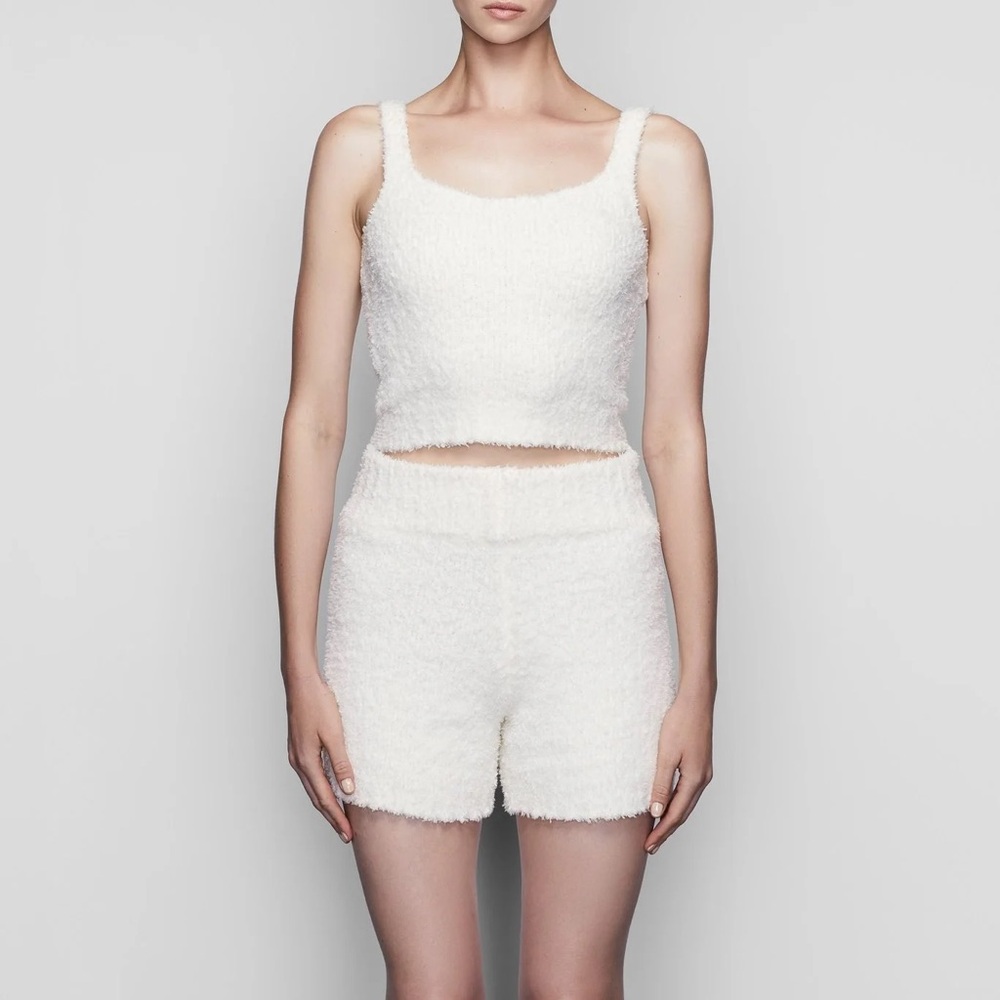 SKIMS Cozy Knit Tank and Shorts Set S\M